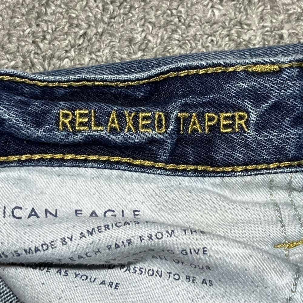 American Eagle Jeans Mens 32X26 (Fits 32X24) Relaxed Taper Distressed - Picture 4 of 10